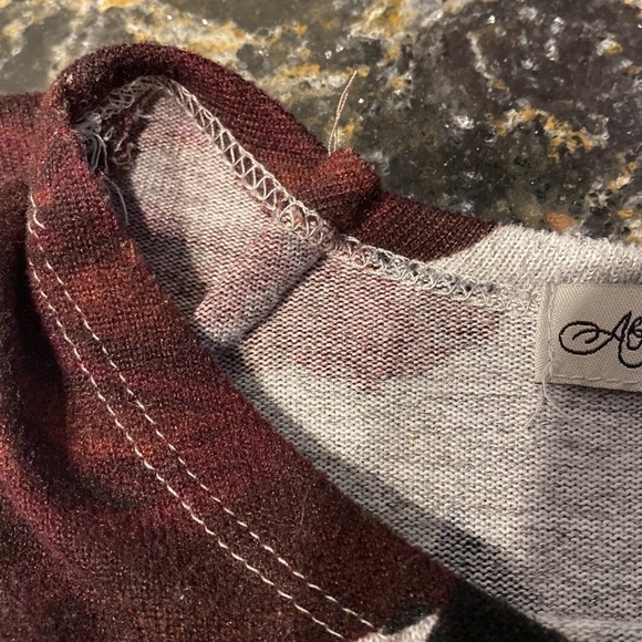 X womens Almost Famous casual floral long sleeve stretch regular size top XL - Picture 4 of 5